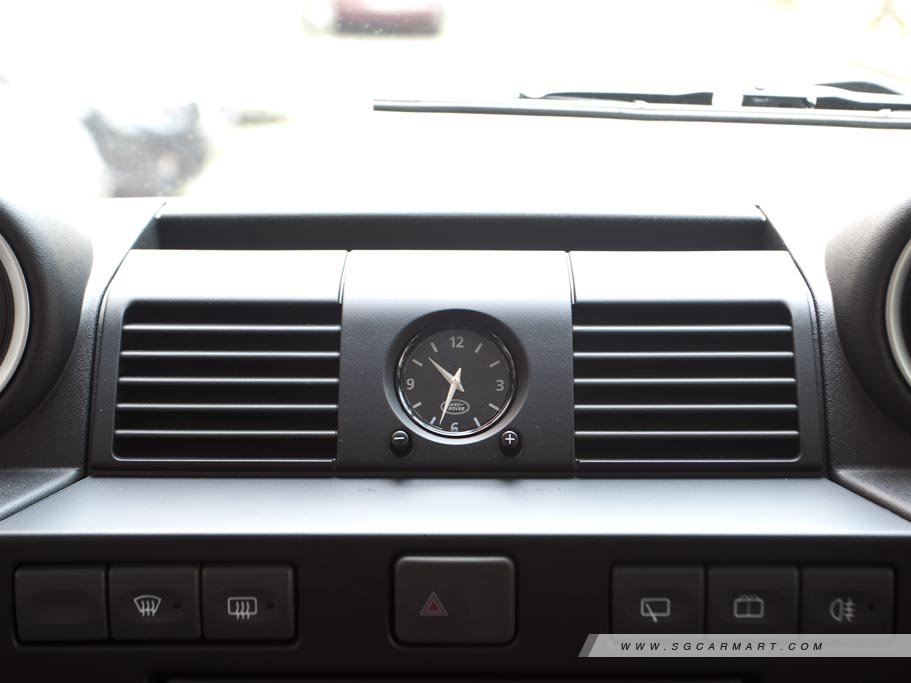 https://i.i-sgcm.com/new_cars/cars/11374/11374_g15