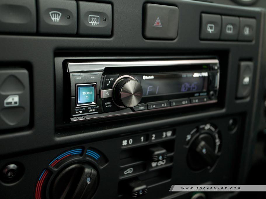 https://i.i-sgcm.com/new_cars/cars/11374/11374_g17