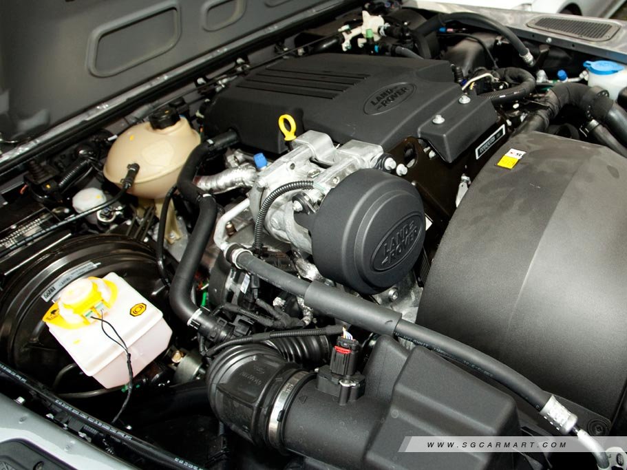 https://i.i-sgcm.com/new_cars/cars/11374/11374_g25
