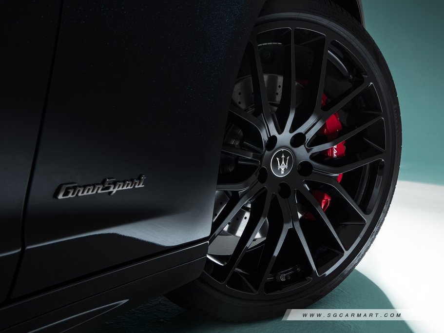 https://i.i-sgcm.com/new_cars/cars/11375/11375_g26