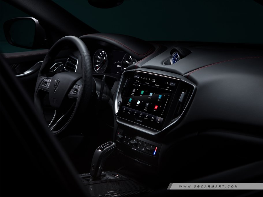 https://i.i-sgcm.com/new_cars/cars/11375/11375_g33