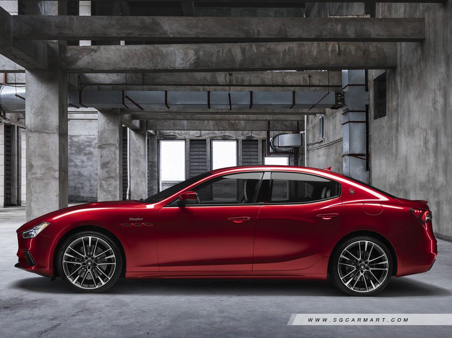 https://i.i-sgcm.com/new_cars/cars/11375/11375_g39