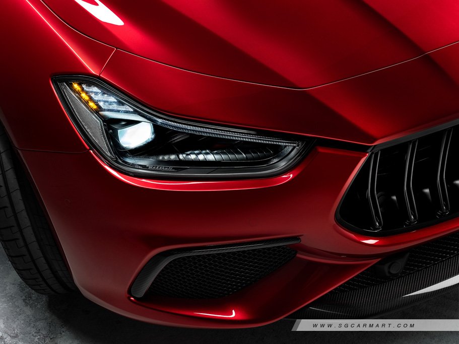 https://i.i-sgcm.com/new_cars/cars/11375/11375_g44