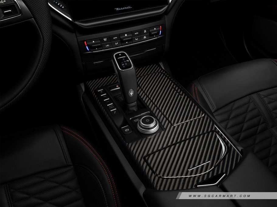 https://i.i-sgcm.com/new_cars/cars/11375/11375_g57