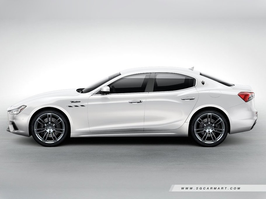 https://i.i-sgcm.com/new_cars/cars/11375/11375_g65