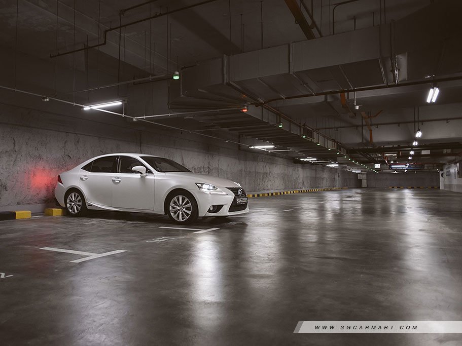 https://i.i-sgcm.com/new_cars/cars/11376/11376_g16