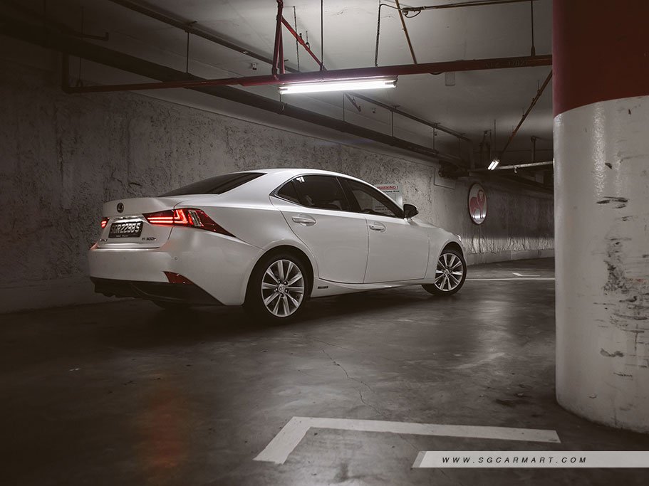https://i.i-sgcm.com/new_cars/cars/11376/11376_g17