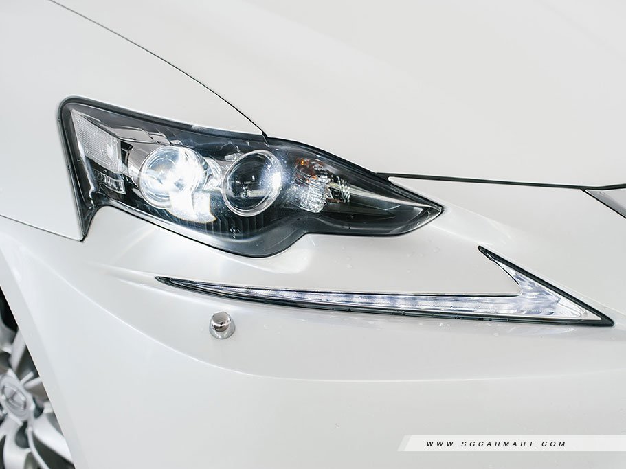 https://i.i-sgcm.com/new_cars/cars/11376/11376_g23