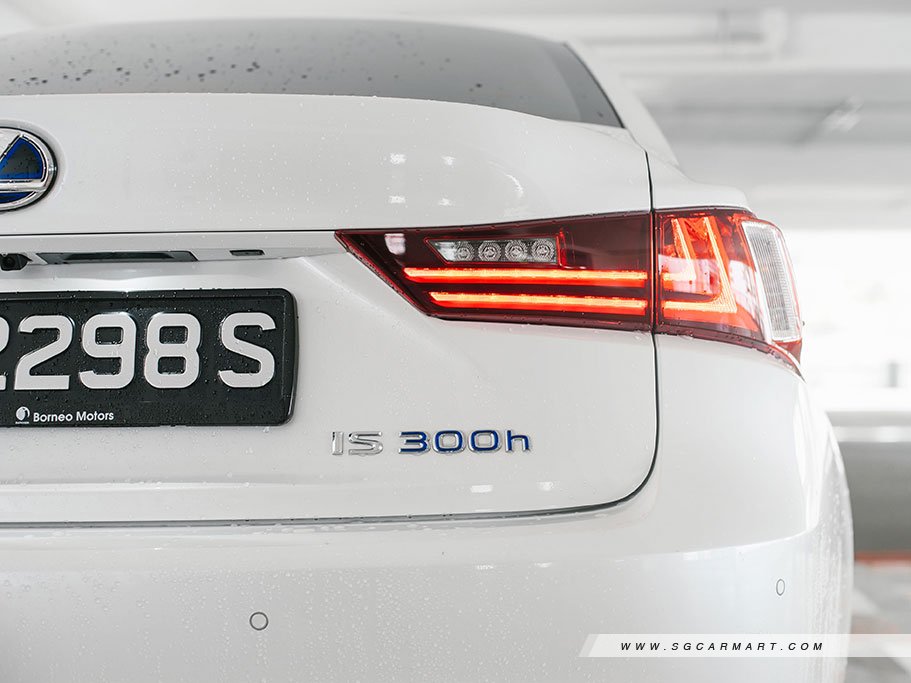 https://i.i-sgcm.com/new_cars/cars/11376/11376_g27