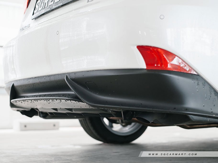 https://i.i-sgcm.com/new_cars/cars/11376/11376_g28