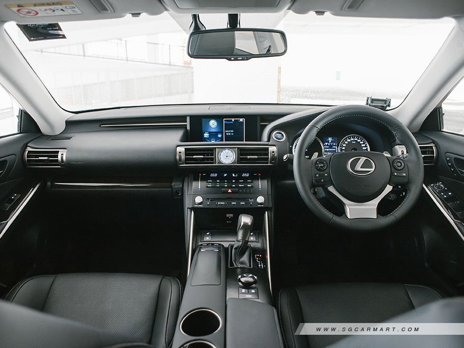 https://i.i-sgcm.com/new_cars/cars/11376/11376_g32