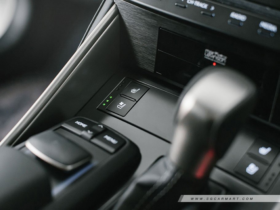 https://i.i-sgcm.com/new_cars/cars/11376/11376_g39