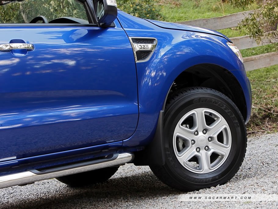 https://i.i-sgcm.com/new_cars/cars/11378/11378_g5