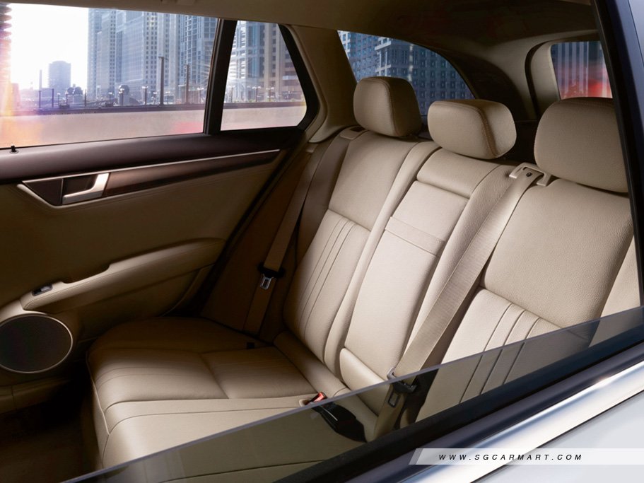 https://i.i-sgcm.com/new_cars/cars/11381/11381_g9