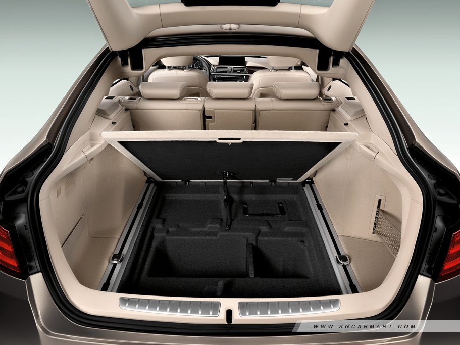 https://i.i-sgcm.com/new_cars/cars/11382/11382_g15