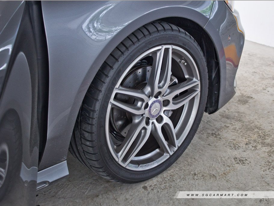 https://i.i-sgcm.com/new_cars/cars/11386/11386_g15