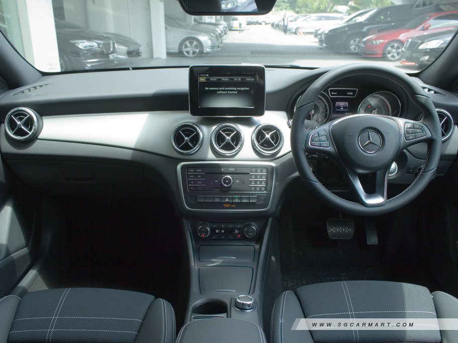 https://i.i-sgcm.com/new_cars/cars/11390/11390_g102
