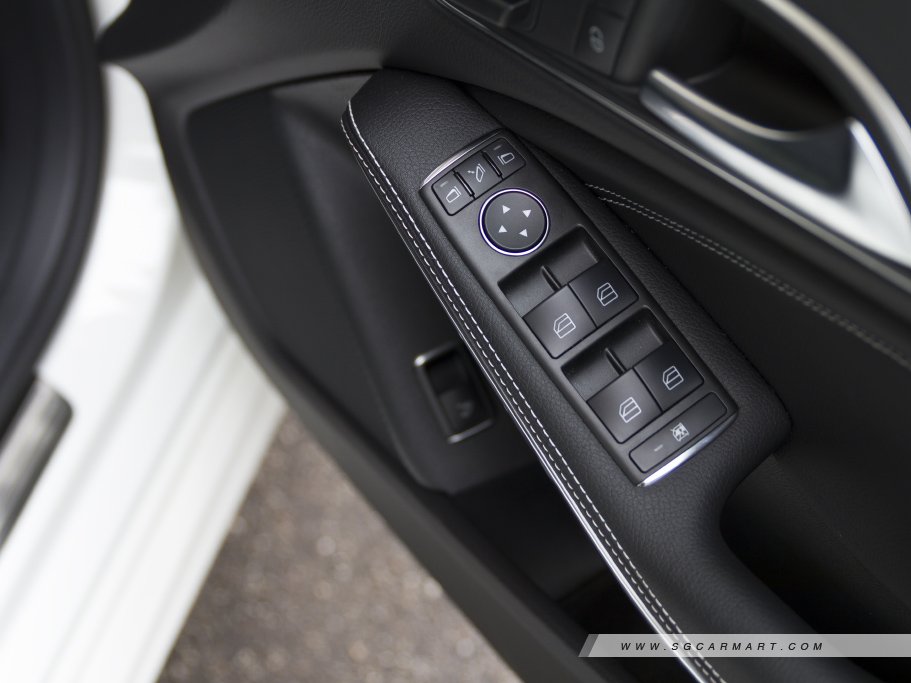 https://i.i-sgcm.com/new_cars/cars/11390/11390_g11