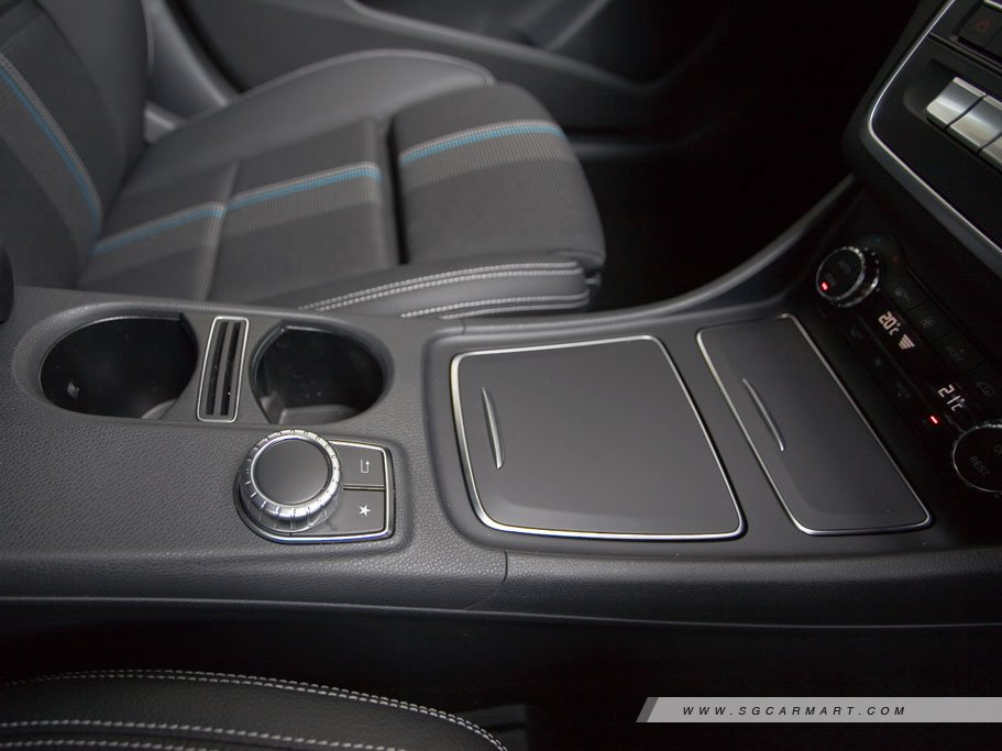 https://i.i-sgcm.com/new_cars/cars/11390/11390_g135