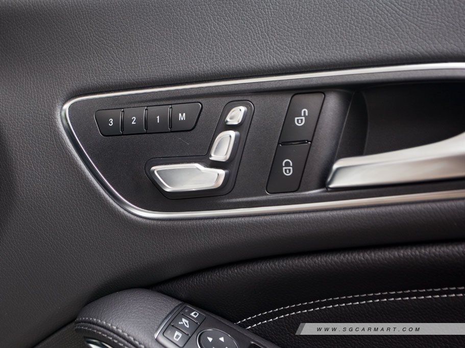 https://i.i-sgcm.com/new_cars/cars/11390/11390_g136