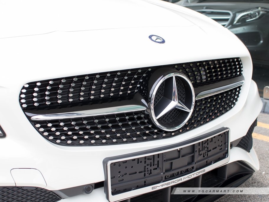 https://i.i-sgcm.com/new_cars/cars/11390/11390_g144