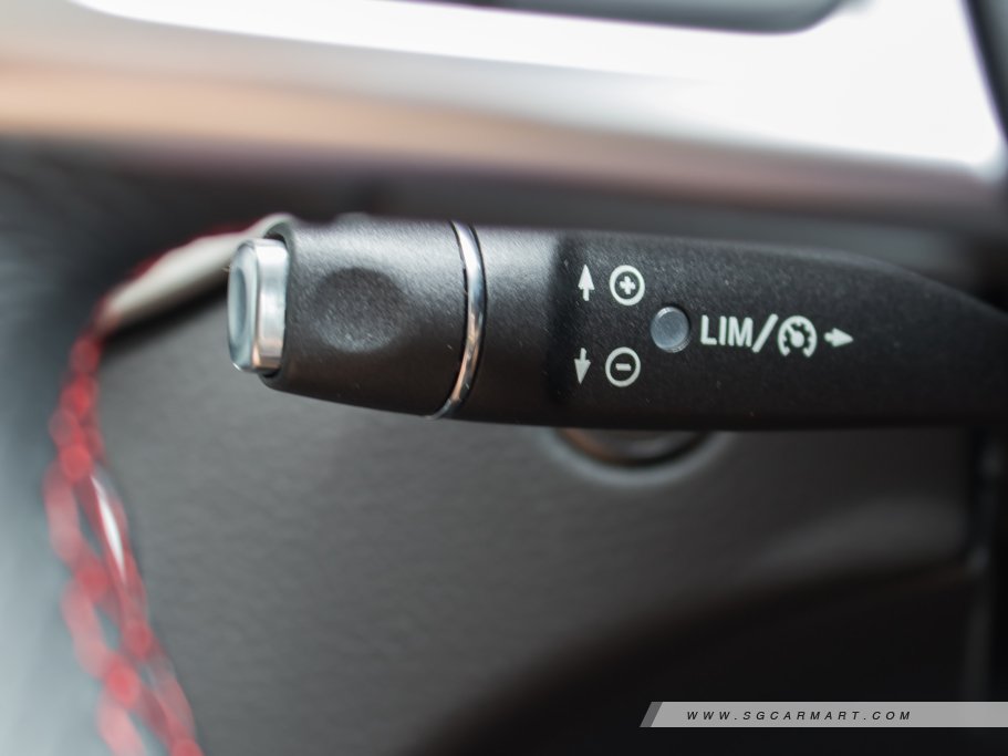 https://i.i-sgcm.com/new_cars/cars/11390/11390_g154