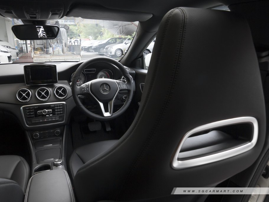 https://i.i-sgcm.com/new_cars/cars/11390/11390_g16