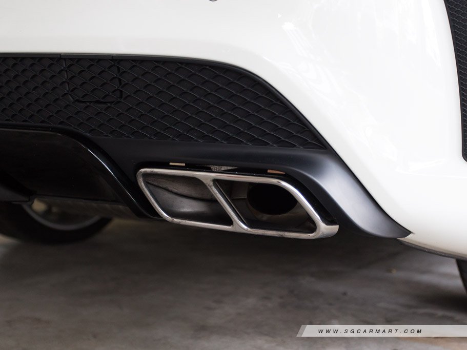 https://i.i-sgcm.com/new_cars/cars/11390/11390_g64