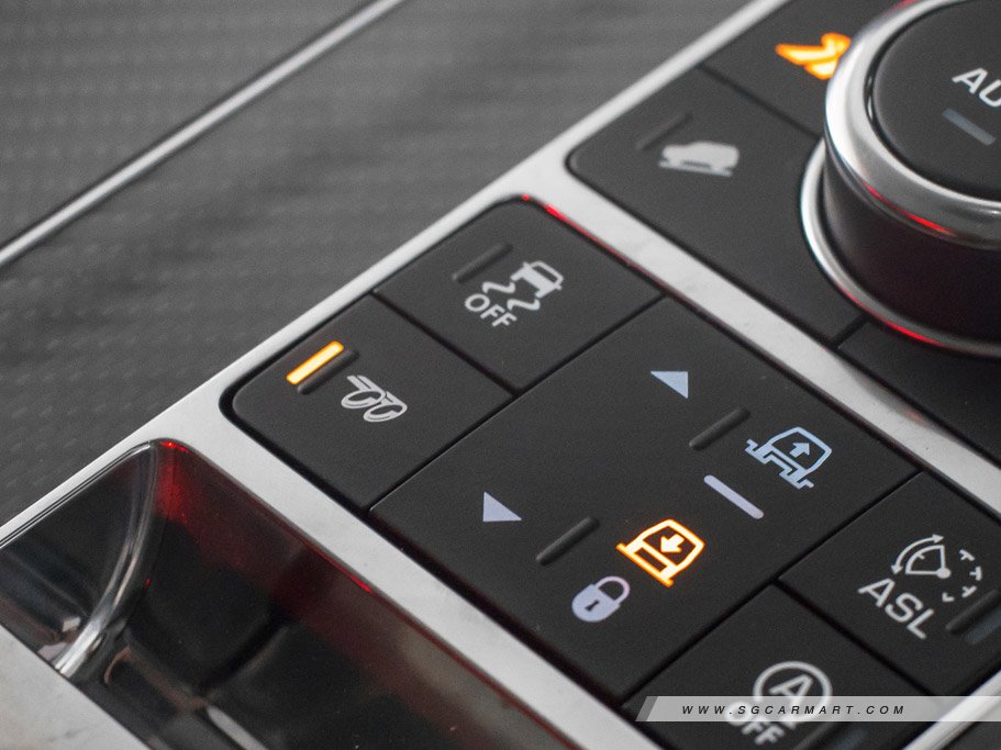 https://i.i-sgcm.com/new_cars/cars/11391/11391_g39