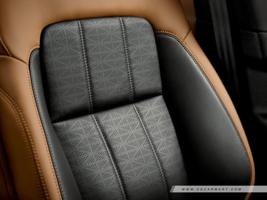 https://i.i-sgcm.com/new_cars/cars/11392/11392_g15