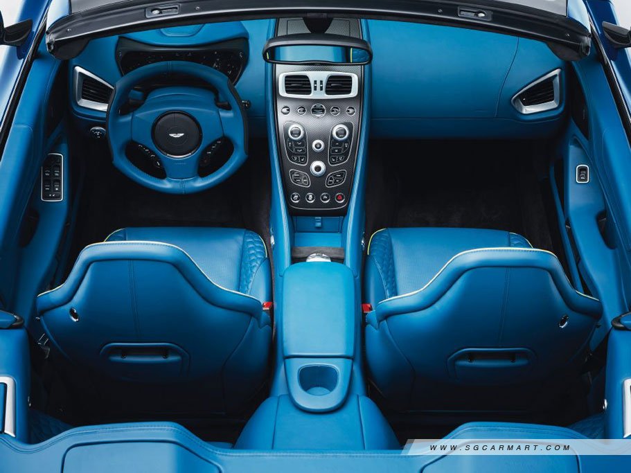 https://i.i-sgcm.com/new_cars/cars/11394/11394_g12