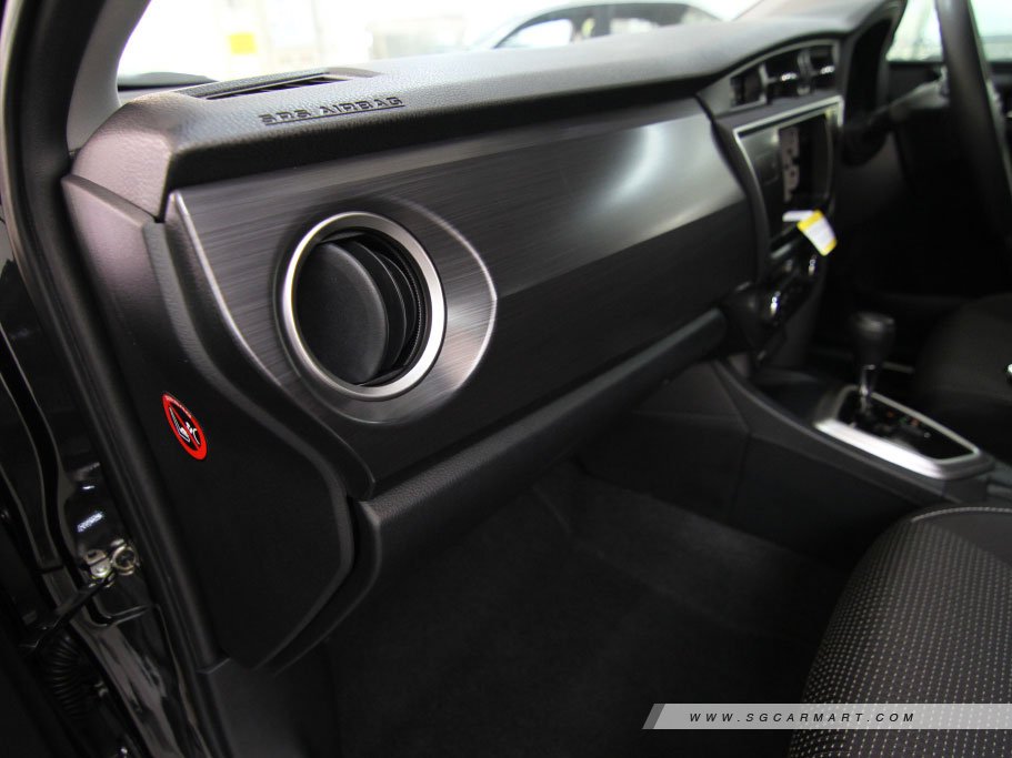 https://i.i-sgcm.com/new_cars/cars/11399/11399_g31