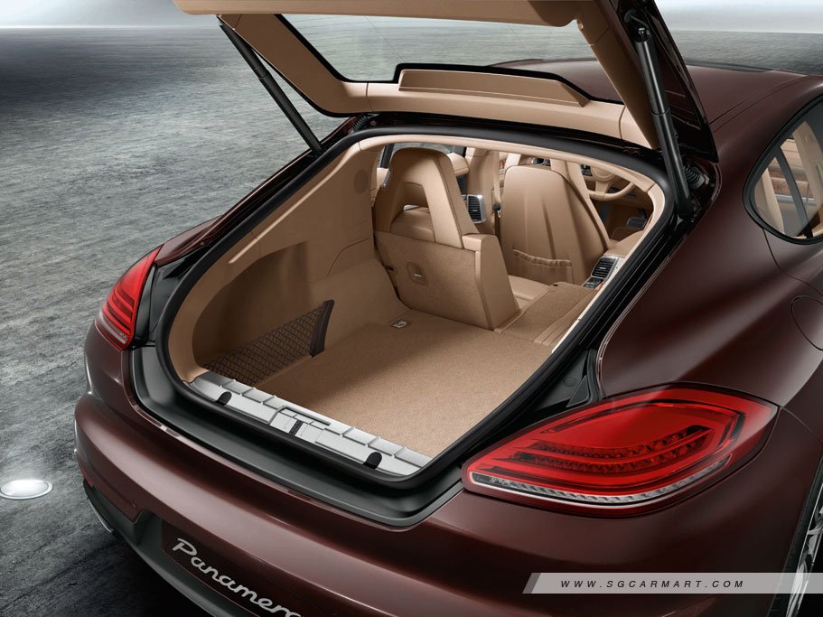 https://i.i-sgcm.com/new_cars/cars/11402/11402_g12