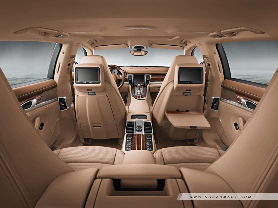 https://i.i-sgcm.com/new_cars/cars/11402/11402_g9