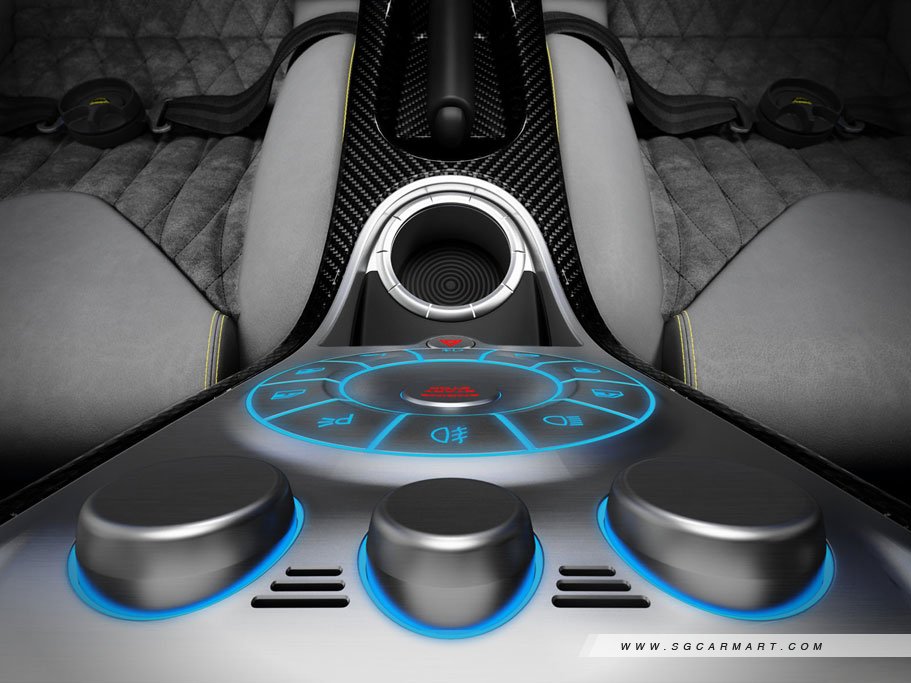 https://i.i-sgcm.com/new_cars/cars/11412/11412_g11