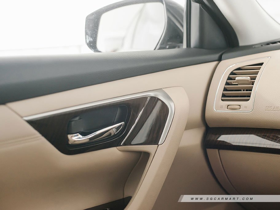 https://i.i-sgcm.com/new_cars/cars/11414/11414_g29