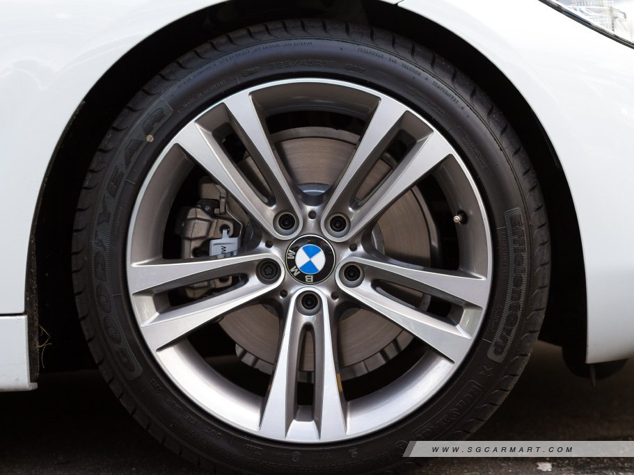 https://i.i-sgcm.com/new_cars/cars/11415/11415_g10