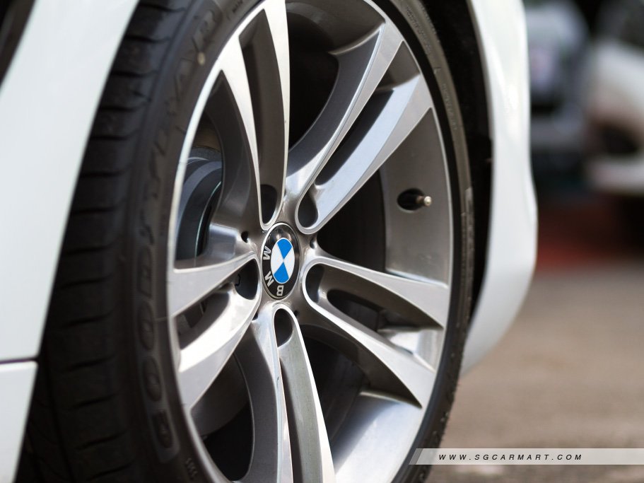 https://i.i-sgcm.com/new_cars/cars/11415/11415_g12