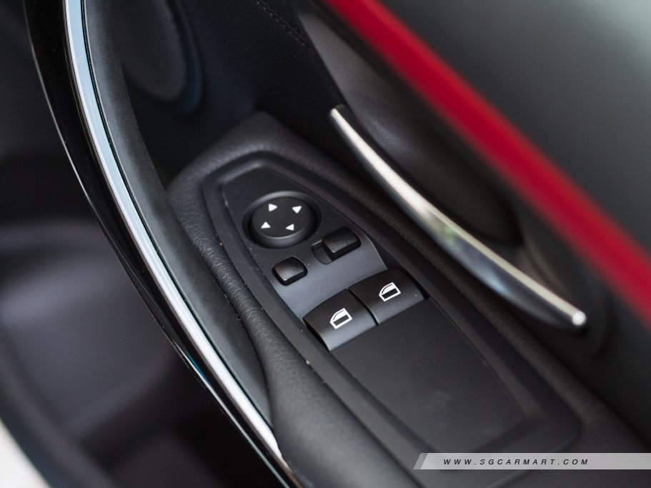 https://i.i-sgcm.com/new_cars/cars/11415/11415_g25
