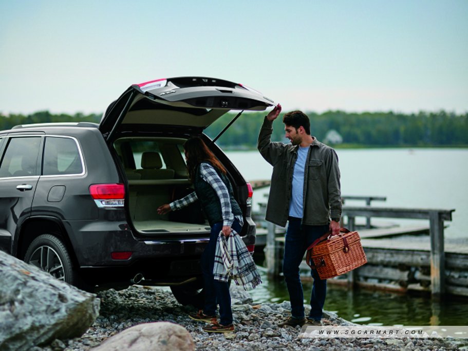 https://i.i-sgcm.com/new_cars/cars/11416/11416_g41