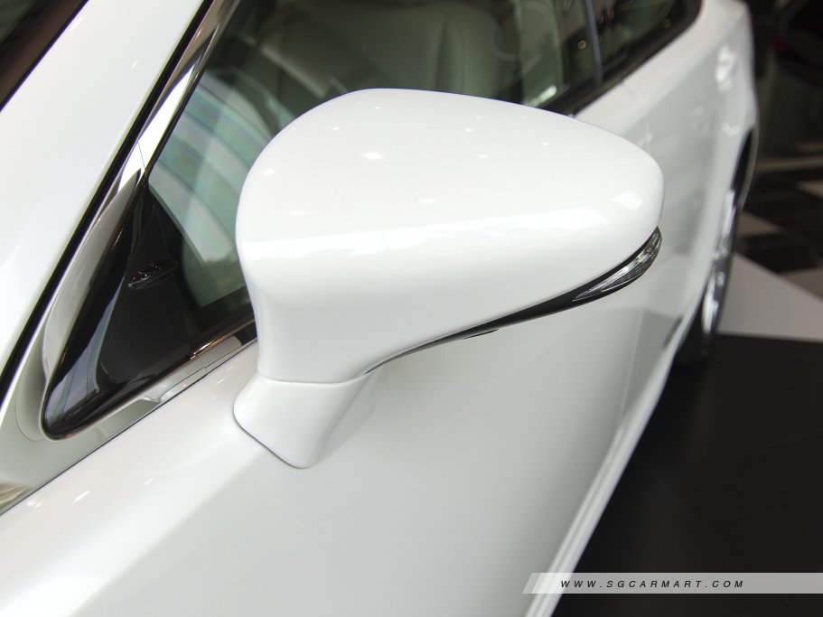 https://i.i-sgcm.com/new_cars/cars/11420/11420_g23