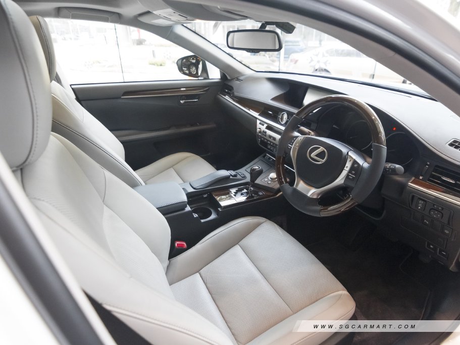 https://i.i-sgcm.com/new_cars/cars/11420/11420_g24