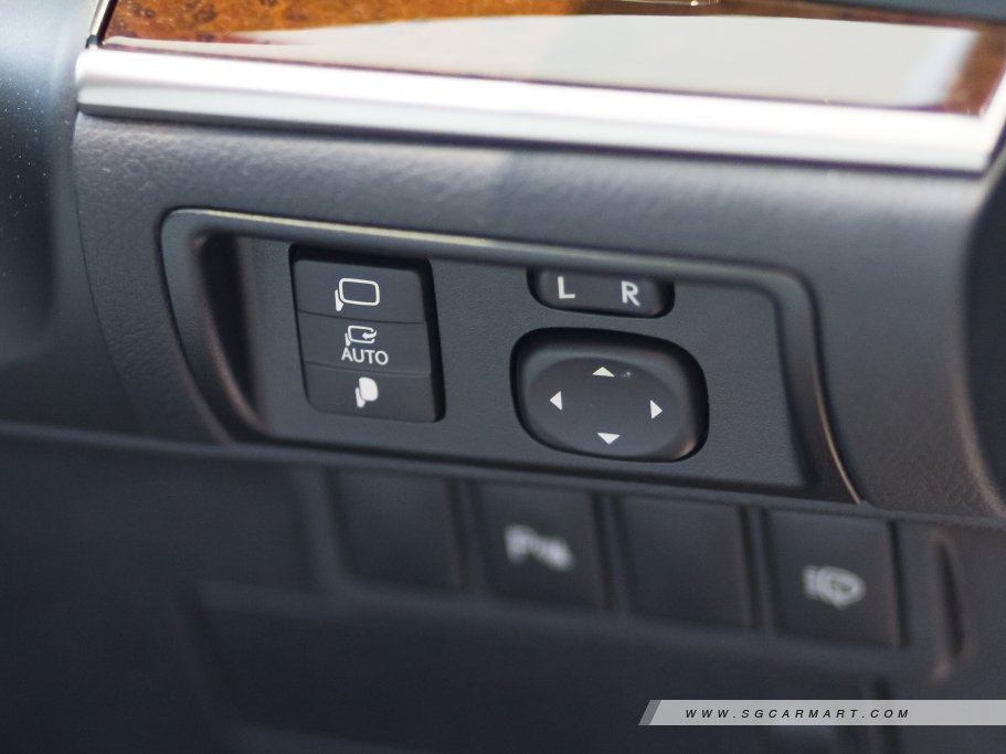 https://i.i-sgcm.com/new_cars/cars/11420/11420_g30