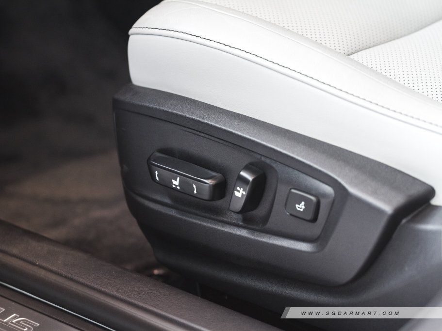 https://i.i-sgcm.com/new_cars/cars/11420/11420_g31