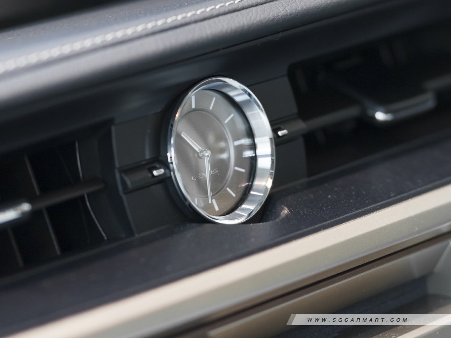 https://i.i-sgcm.com/new_cars/cars/11420/11420_g32