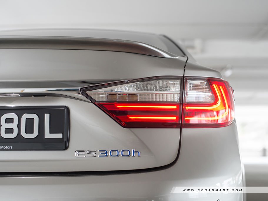 https://i.i-sgcm.com/new_cars/cars/11420/11420_g55