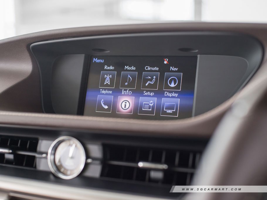 https://i.i-sgcm.com/new_cars/cars/11420/11420_g62