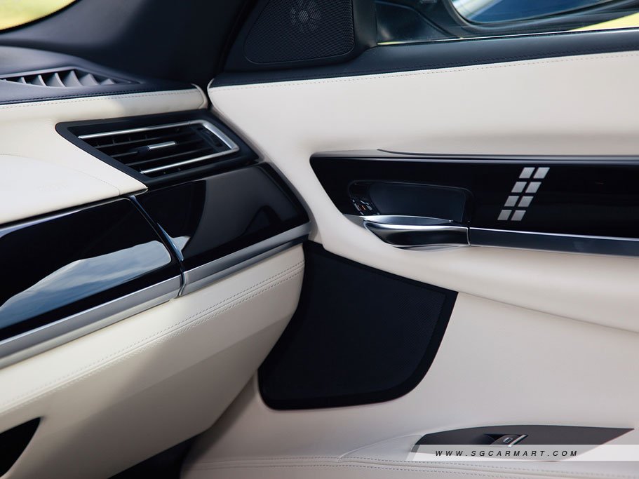 https://i.i-sgcm.com/new_cars/cars/11422/11422_g13