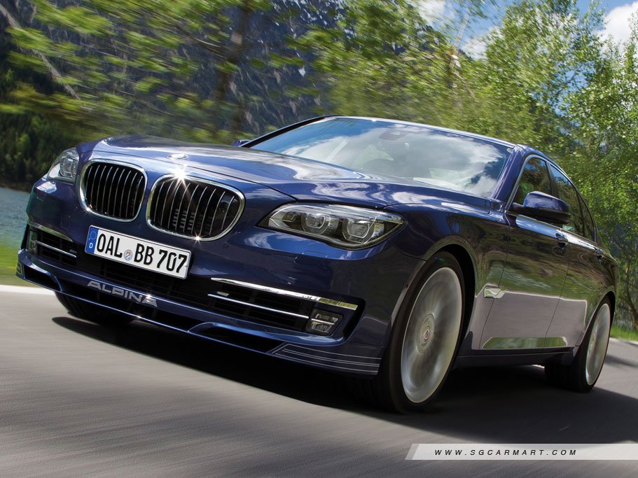 https://i.i-sgcm.com/new_cars/cars/11422/11422_g2