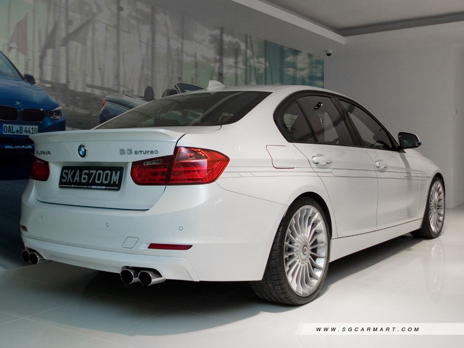 https://i.i-sgcm.com/new_cars/cars/11423/11423_g15